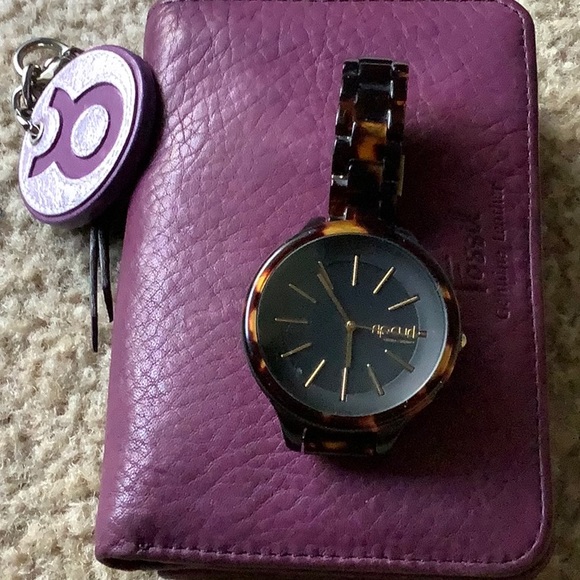 Rip Curl Jewelry - RIP CURL TORTOISE SHELL SURF WATCH LADIES WORKS NOW!